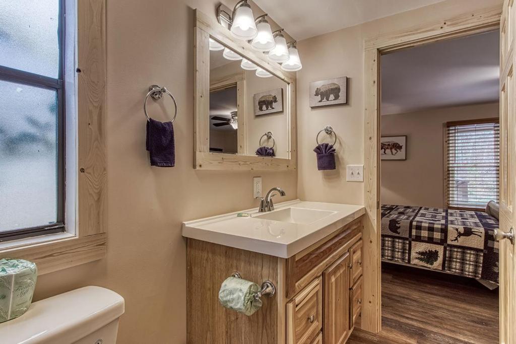 Whispering Winds, Hot Tub, Game Room, Wifi, 1089 Free Tickets Each Paid Day, Dollywood And More Gatlinburg Εξωτερικό φωτογραφία