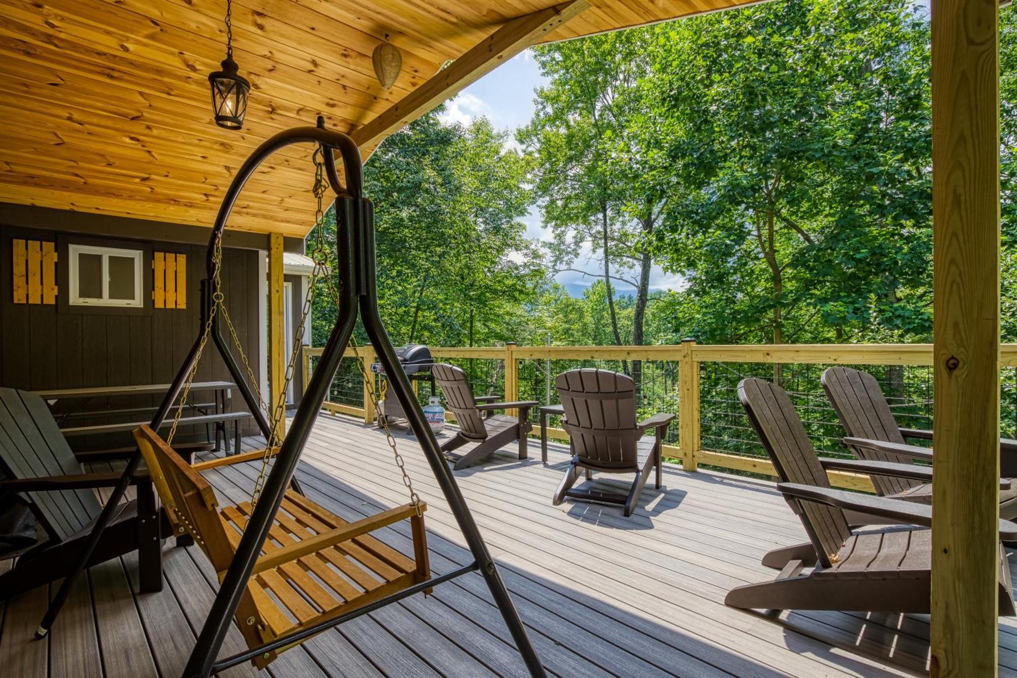 Whispering Winds, Hot Tub, Game Room, Wifi, 1089 Free Tickets Each Paid Day, Dollywood And More Gatlinburg Εξωτερικό φωτογραφία