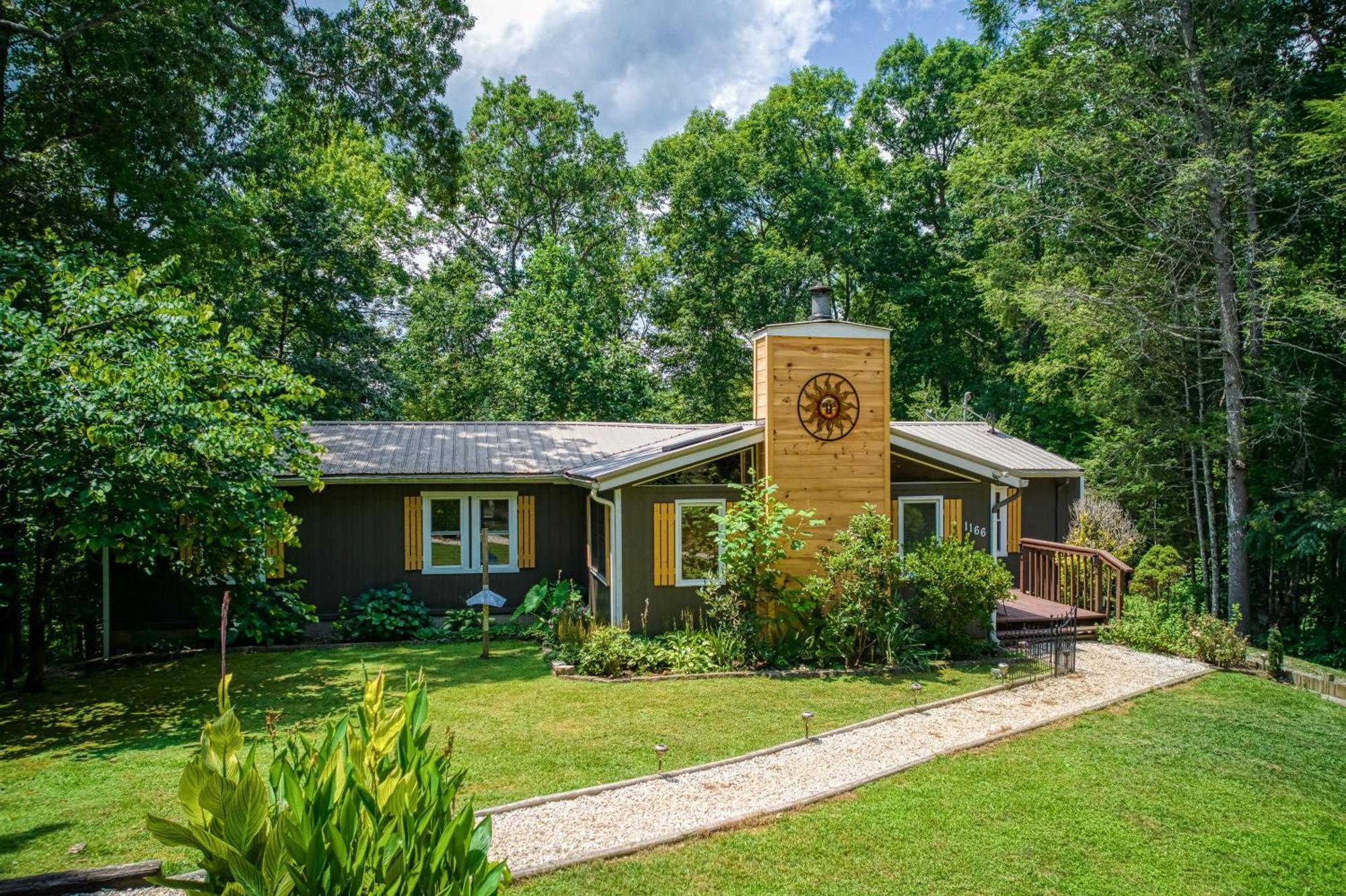 Whispering Winds, Hot Tub, Game Room, Wifi, 1089 Free Tickets Each Paid Day, Dollywood And More Gatlinburg Εξωτερικό φωτογραφία